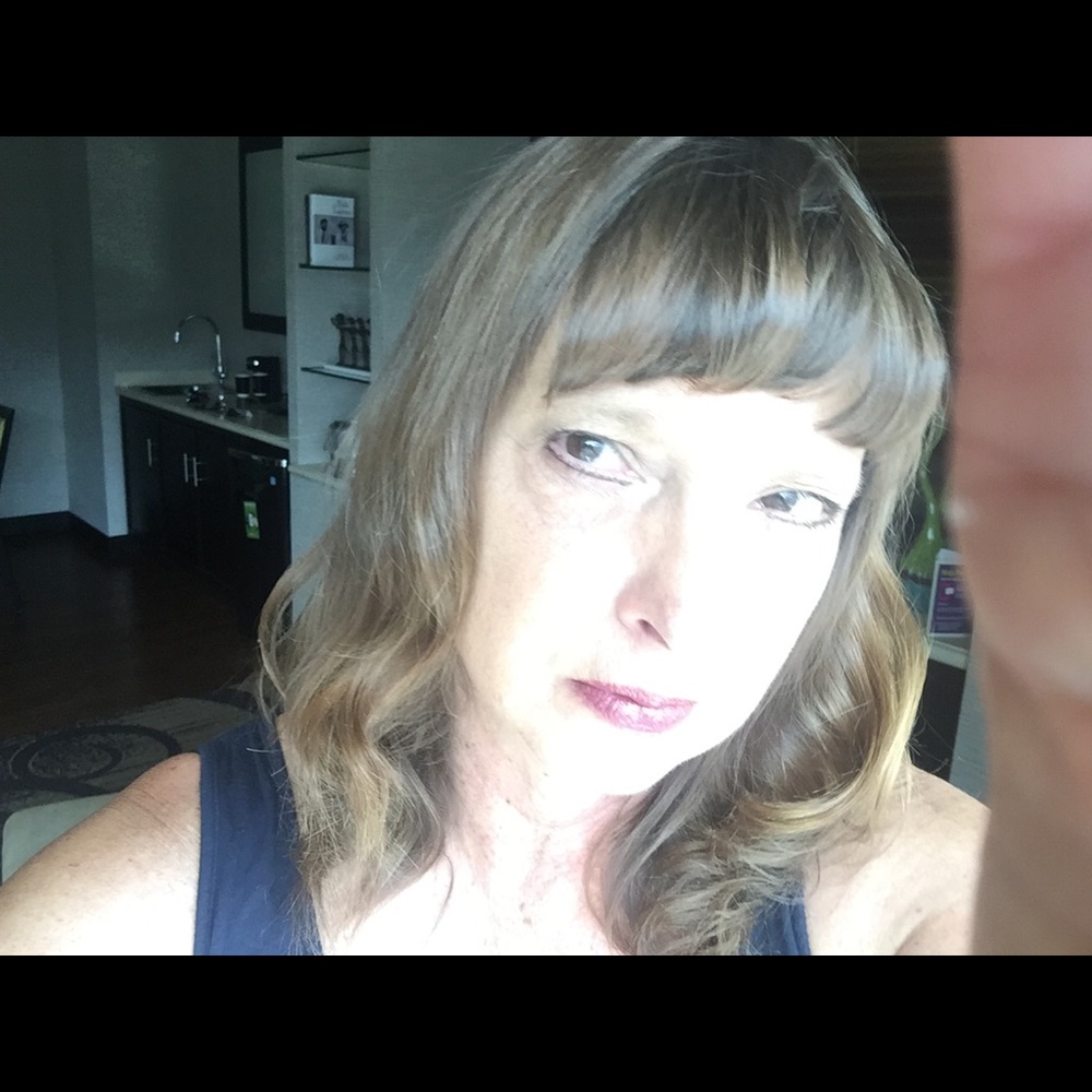 Meet your Posher, Dawn